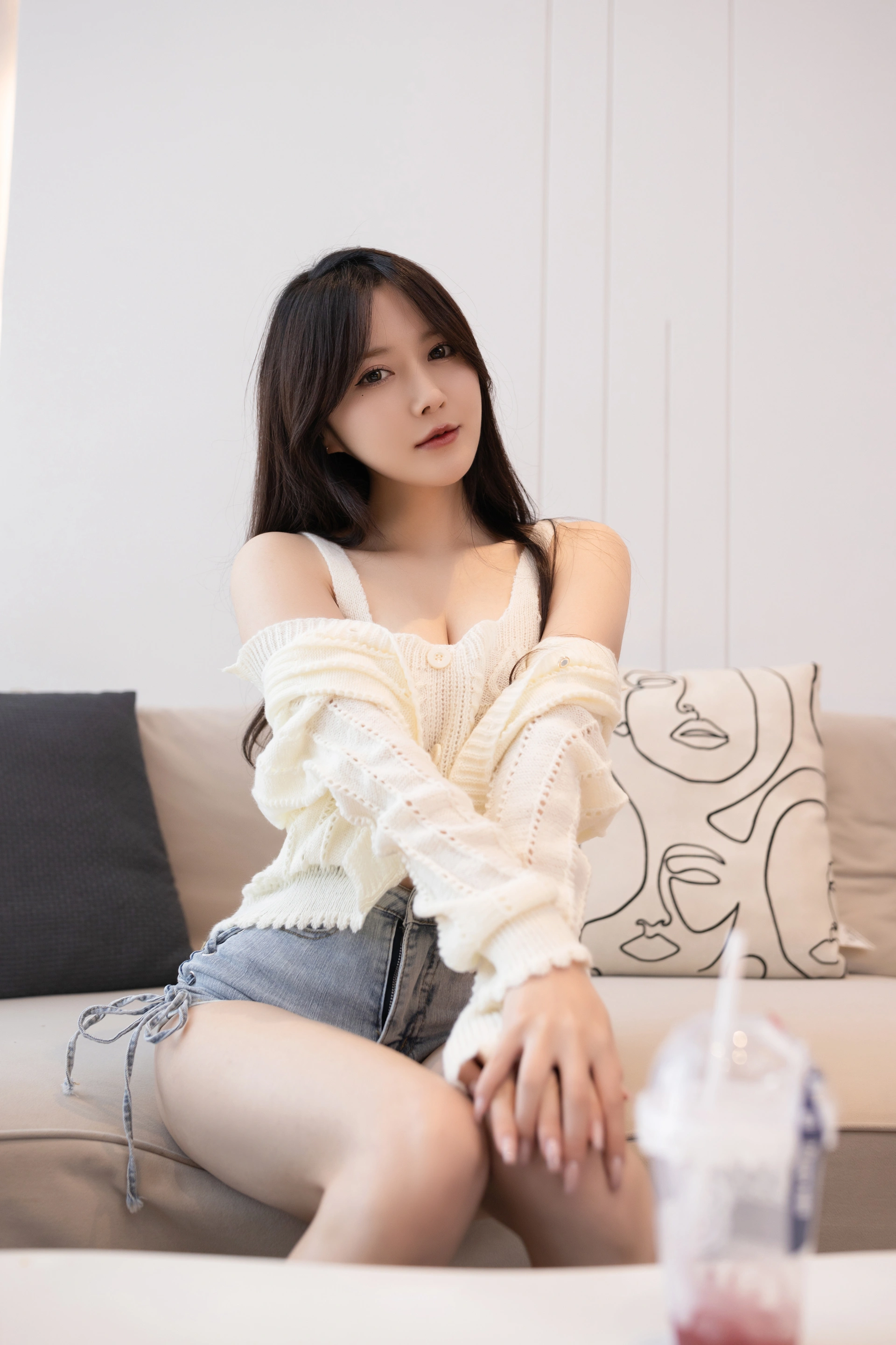 0084 秀人名模鱼子酱Fish甜春写真 3